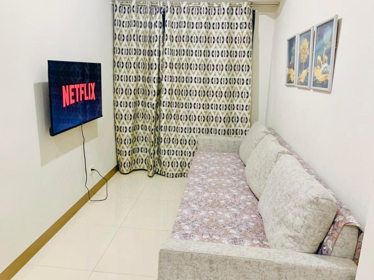 Sea 2-Br Unit With Free Parking Near Mall Of Asia Pasay Eksteriør billede
