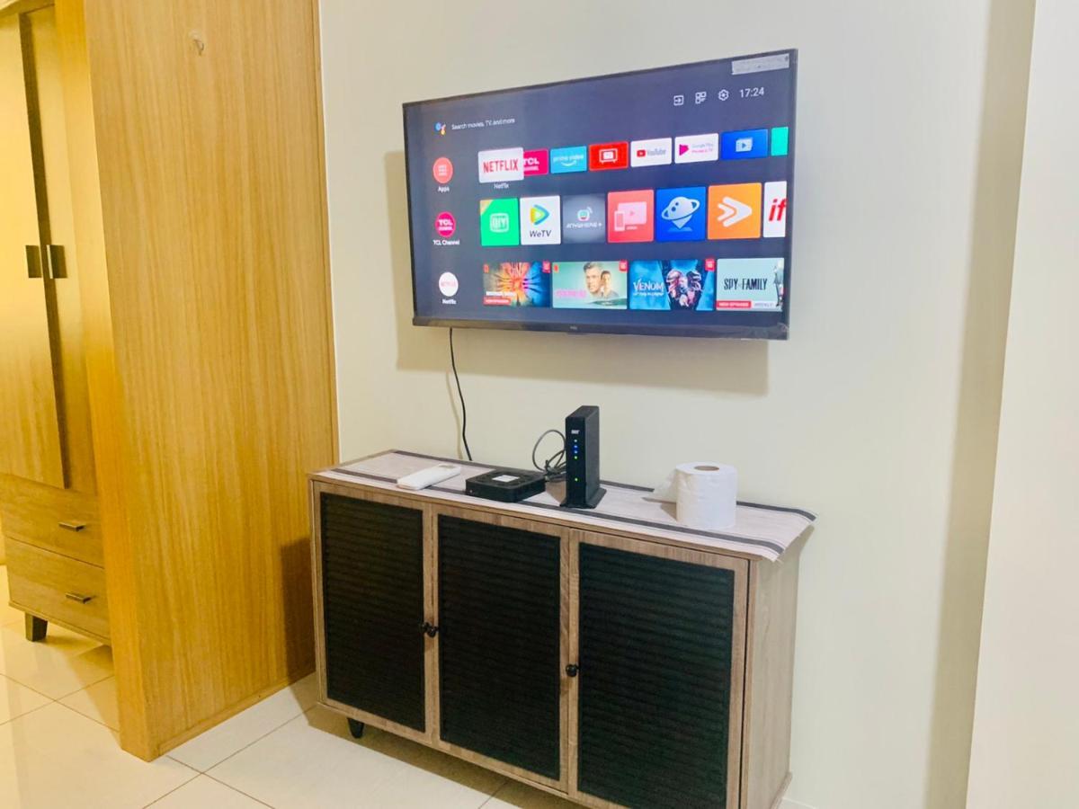 Sea 2-Br Unit With Free Parking Near Mall Of Asia Pasay Eksteriør billede