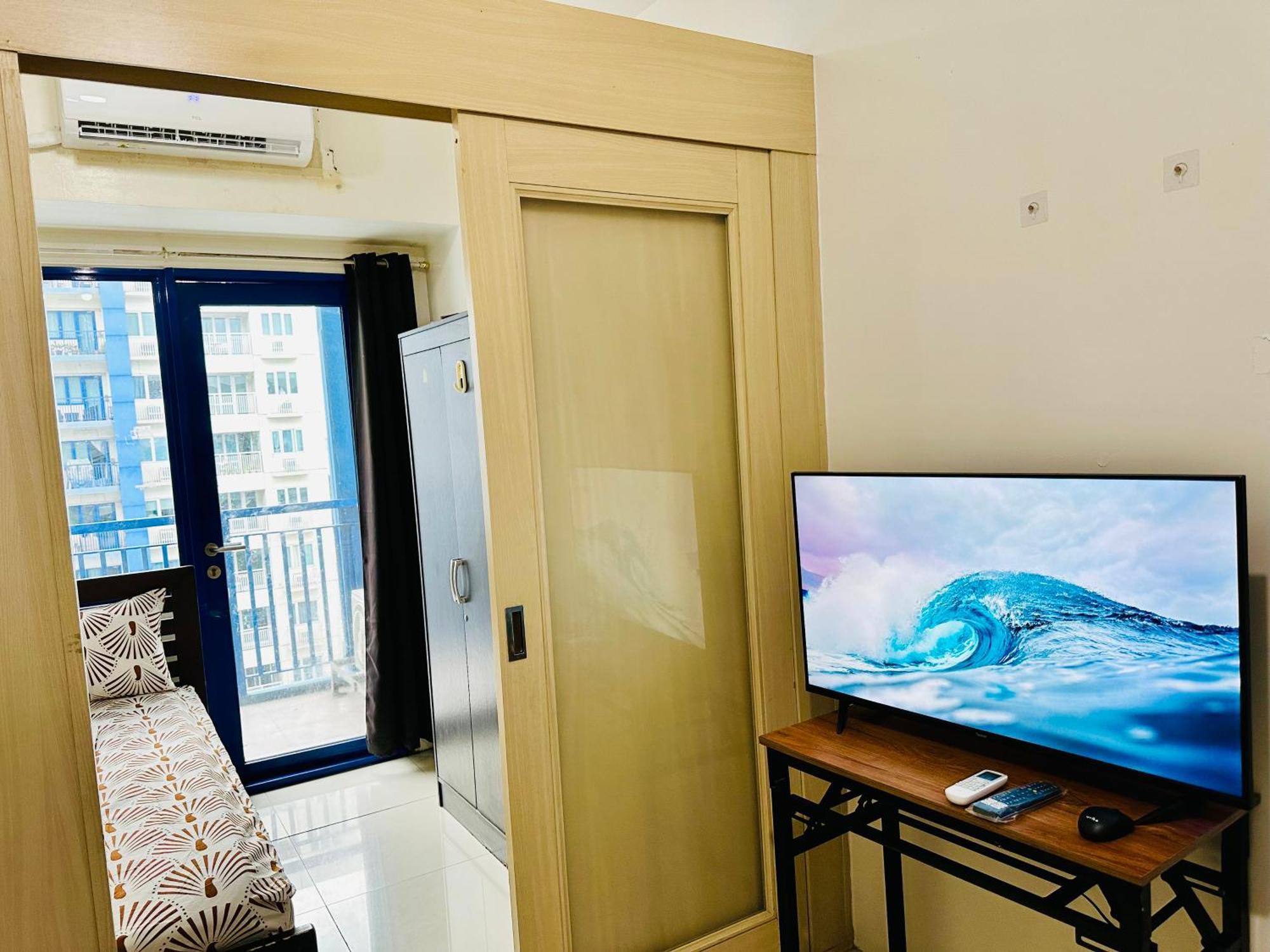 Sea 2-Br Unit With Free Parking Near Mall Of Asia Pasay Eksteriør billede